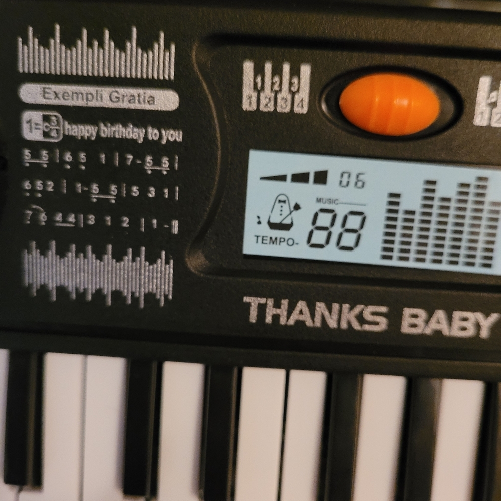 Musical keyboard - Picture 3 of 3